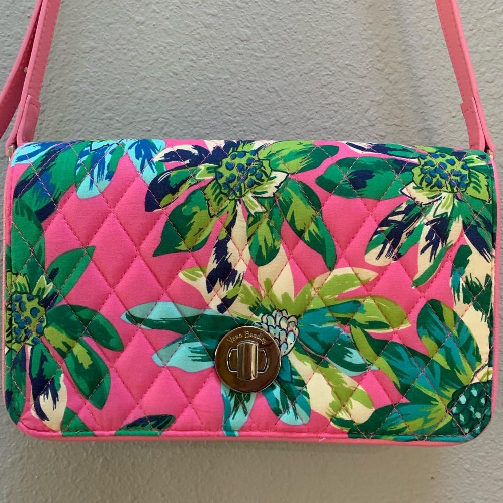 Retired Vera Bradley Tropical Paradise Pocketbook